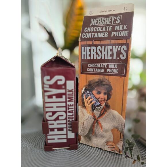 Vintage Rare Hersheys Chocolate Milk Container Phone Model 6000 From 1985 w box - Picture 1 of 8